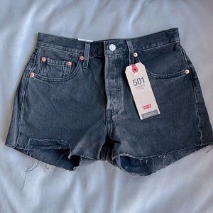 Levi’s 501 shorts. Tags on. Size 27